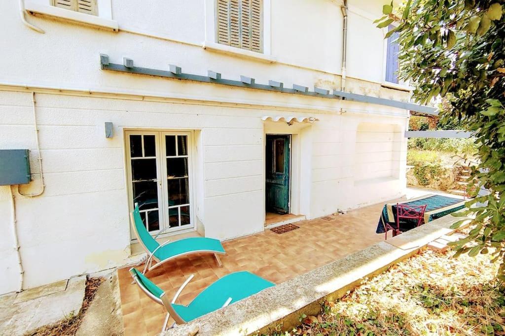 Maison de charme à 200 bord de mer, terrasse, jardin- Lesclesdenicole Le Pradet Exterior foto